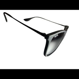 EUC Unisex Chris Style Ray-Ban Sunglasses Style #RB4187F